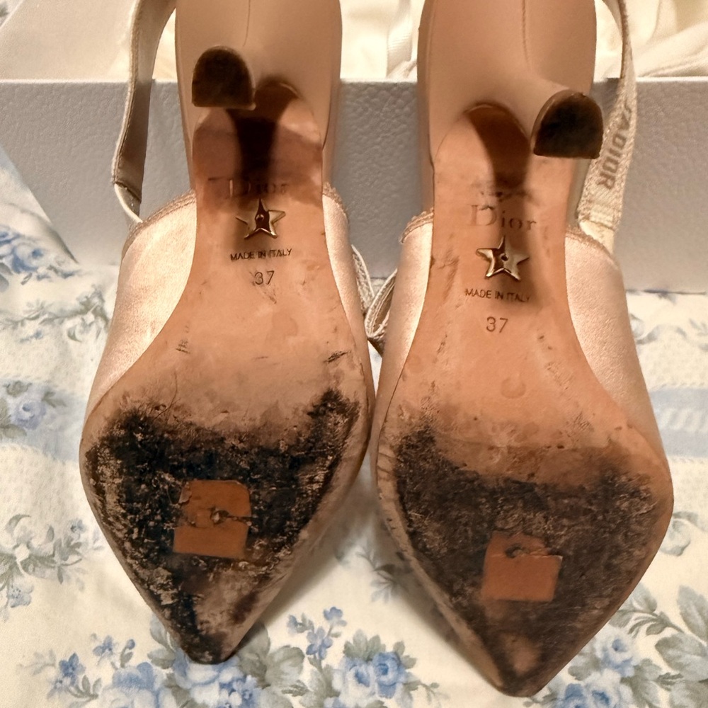 Dior Women's Blush Slingback Heels - Picture 3 of 5